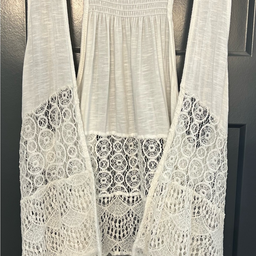 Vanity cream colored crochet/ lace Vest size Large.